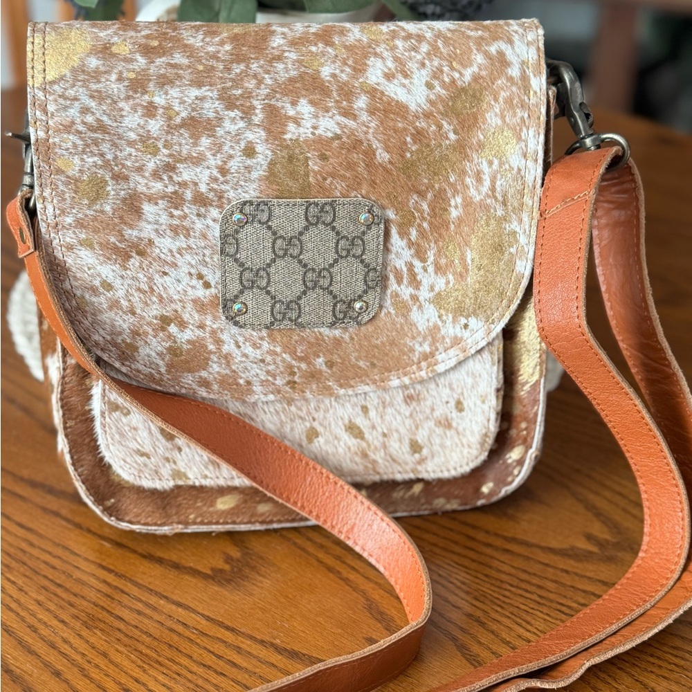 Leather and Hide Tan and Cream Crossbody Bag